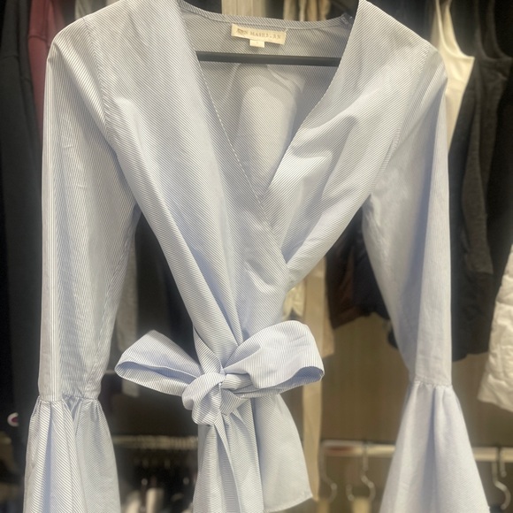 Blue and white Ann Mashburn wrap tie blouse - Picture 3 of 6